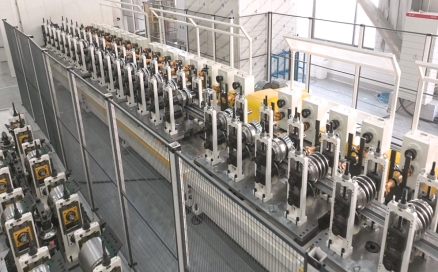 中科煜宸自動化輥壓激光焊接產線：從超高強鋼成型到焊接，顛覆傳統管材行業！